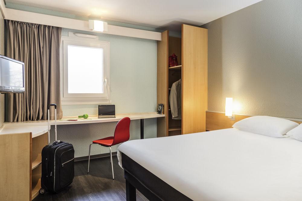 Hotel Ibis Thonon Centre Exterior foto